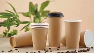 Hầu hết các mẫu ly giấy đựng cafe hay trà sữa trên thị trường hiện nay đều được thiết kế với kiểu dáng cân đối